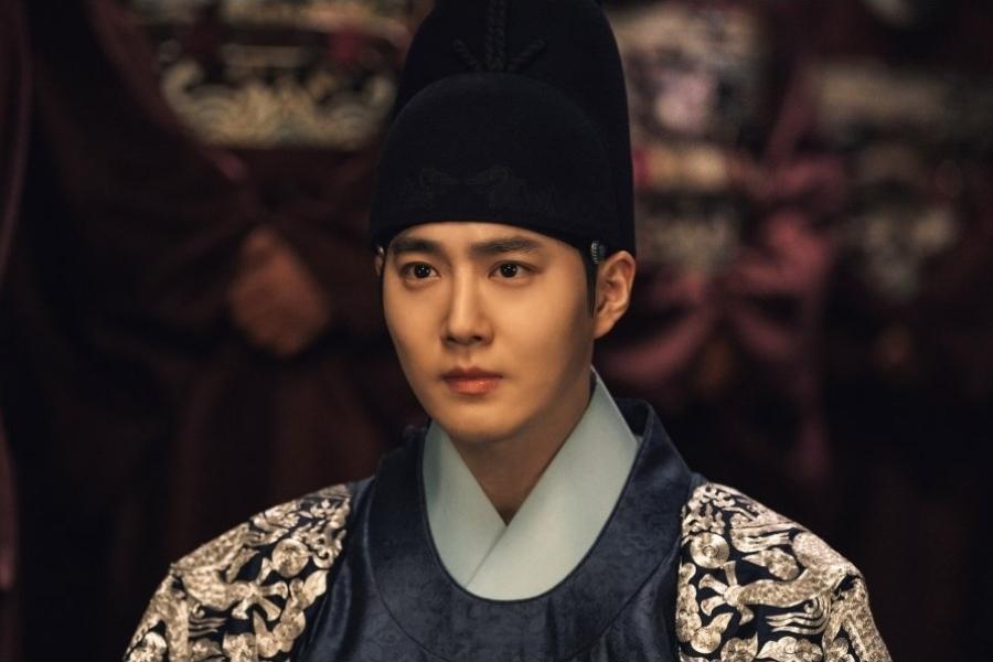 suho-do-exo-se-envolve-com-seu-pai-real-em-dorama-missing-crown-prince