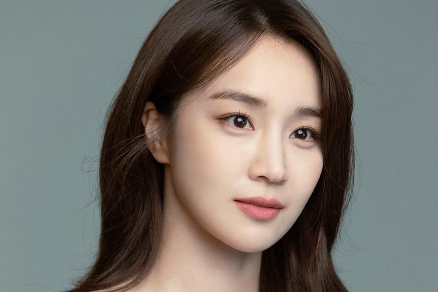 jung-yoo-min-anuncia-planos-de-casamento-estrela-de-perfect-marriage-revenge