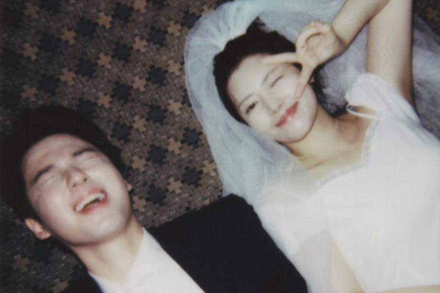 a-beleza-do-casamento-coreano-jung-yoon-hye-do-rainbow-e-o-ator-ahn-jae-min-anunciam-seus-planos-de-casamento