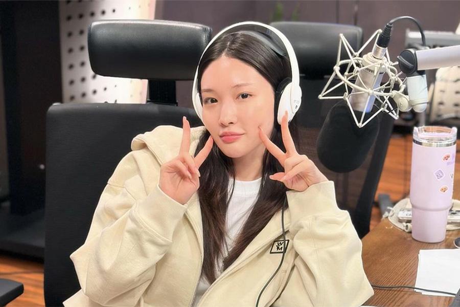 chungha-se-despede-como-dj-do-programa-de-rdio-volume-up