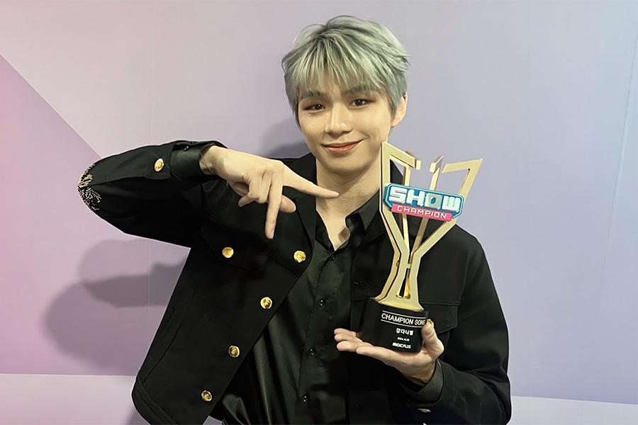 kang-daniel-encanta-com-electric-shock-e-conquista-1-lugar-no-show-champion