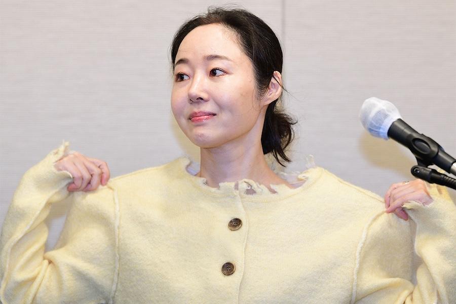 min-hee-jin-deixa-a-diretoria-da-ador-e-hybe-oficialmente