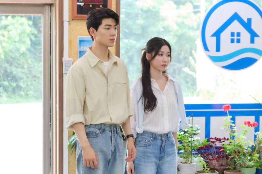 bae-hyeon-seong-e-lee-re-um-casal-falso-em-misso-especular-no-novo-dorama