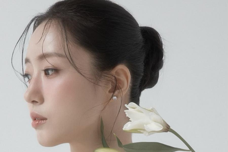 hahm-eun-jung-encanta-com-fotos-de-casamento-veja-os-detalhes
